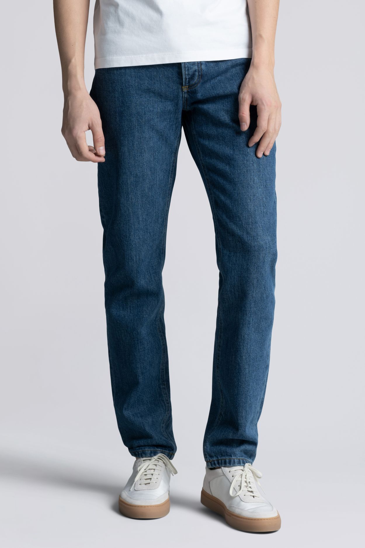 asket.com | The Washed Denim Jeans