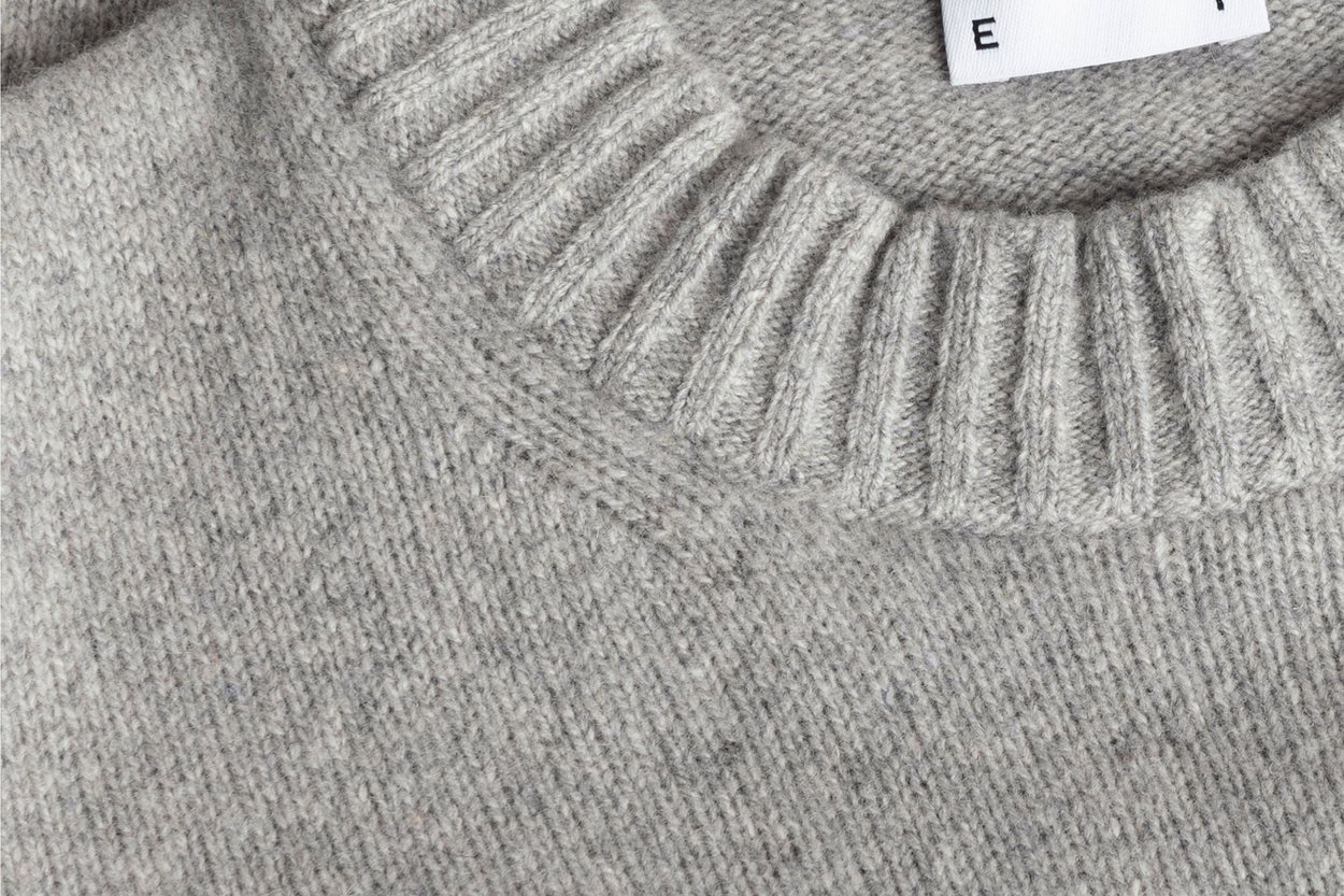 An expired version of Women's Cashmere Sweater 