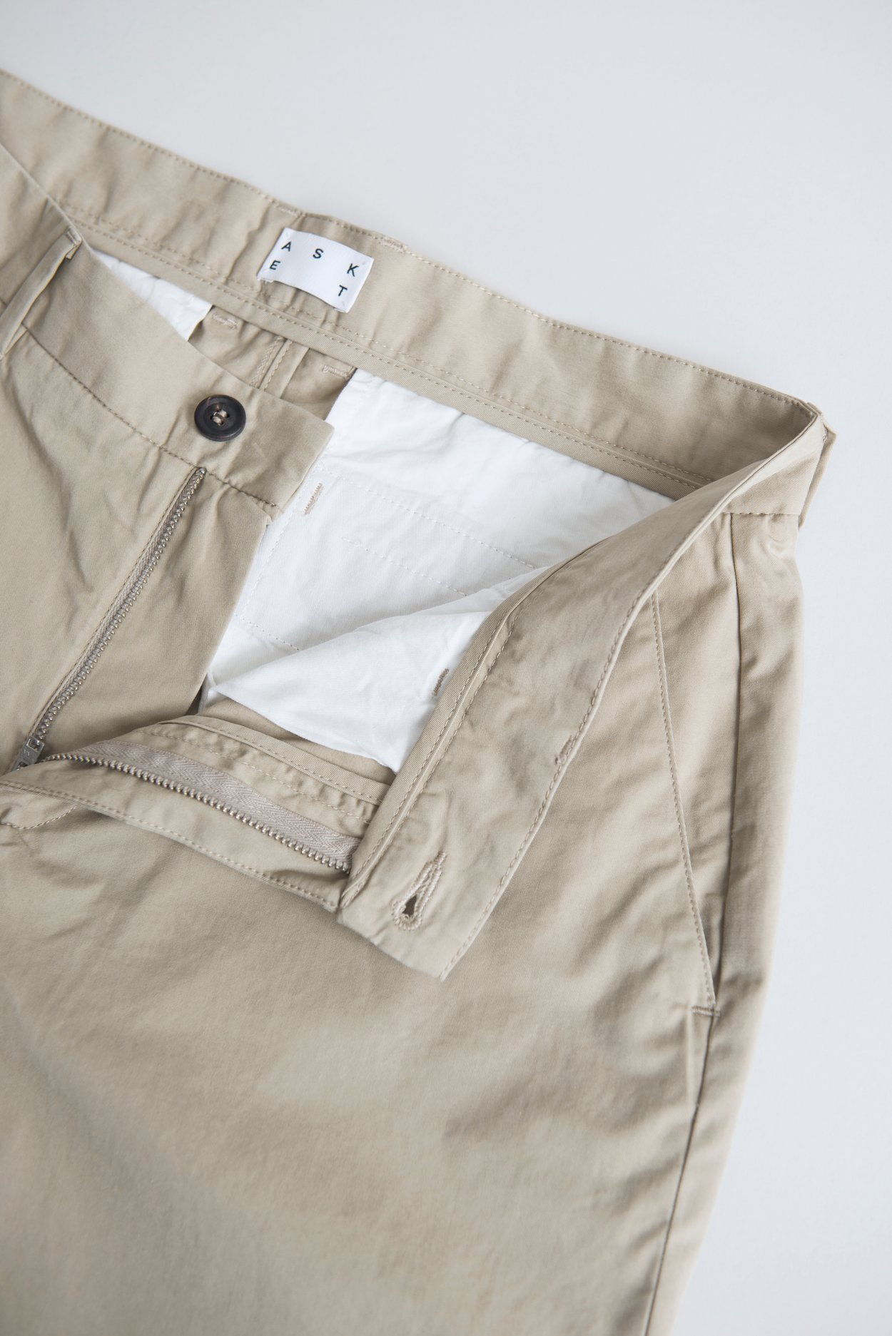 Beige Shorts | Organic Cotton Twill Chino - ASKET